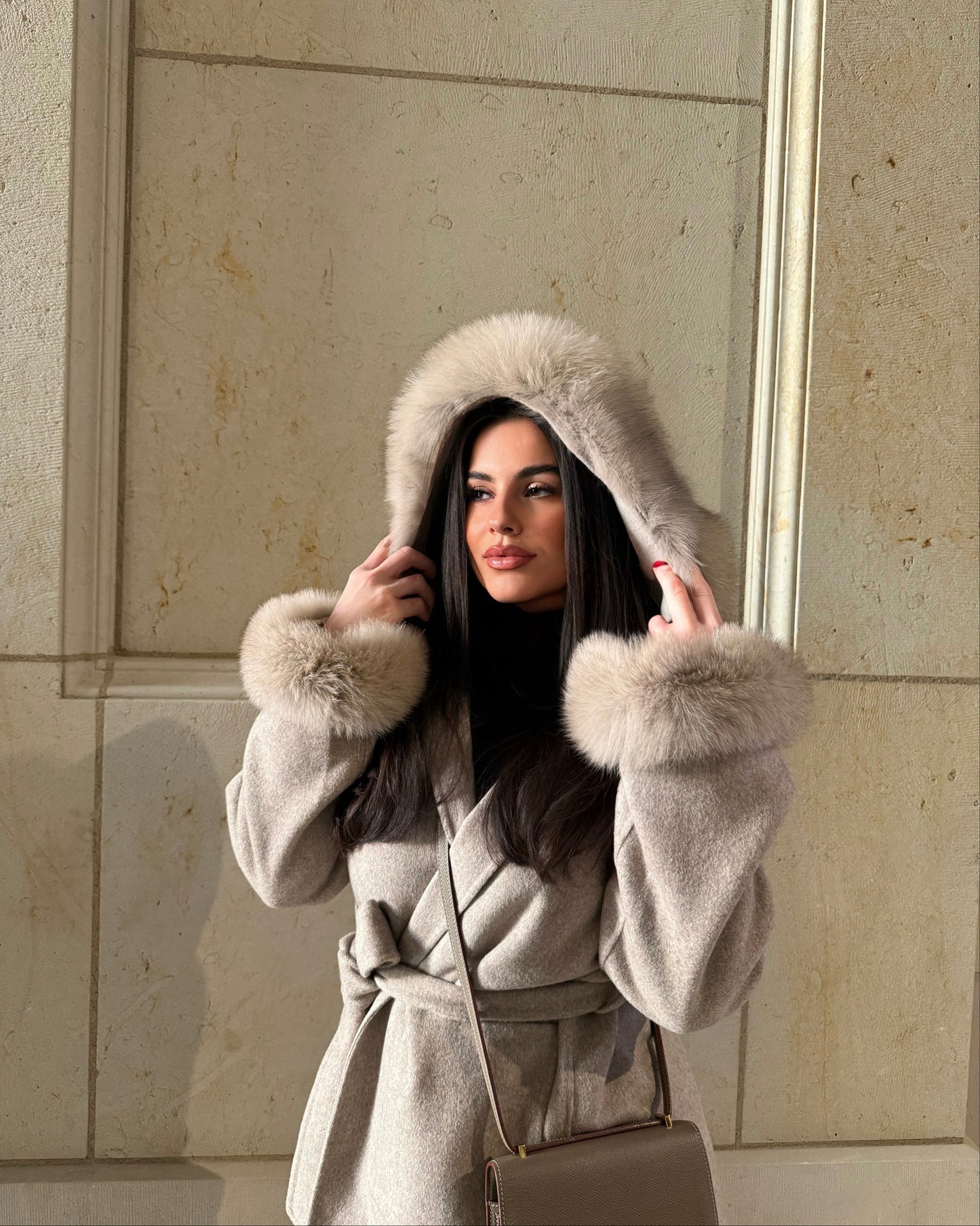CAPUCHE Fox Coat Cappuccino