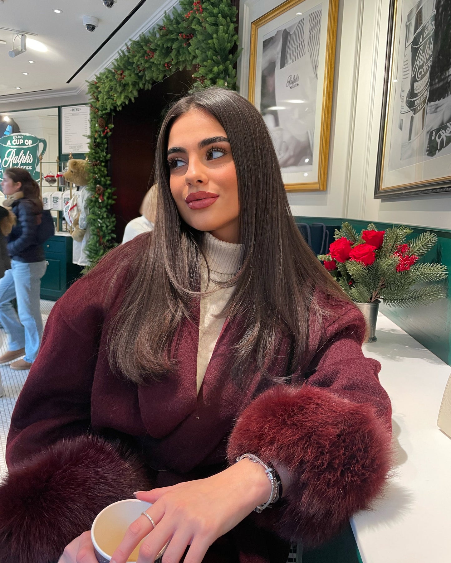 AVA Fox Coat Bordeaux